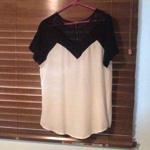 Ann Taylor black and white top lace trim